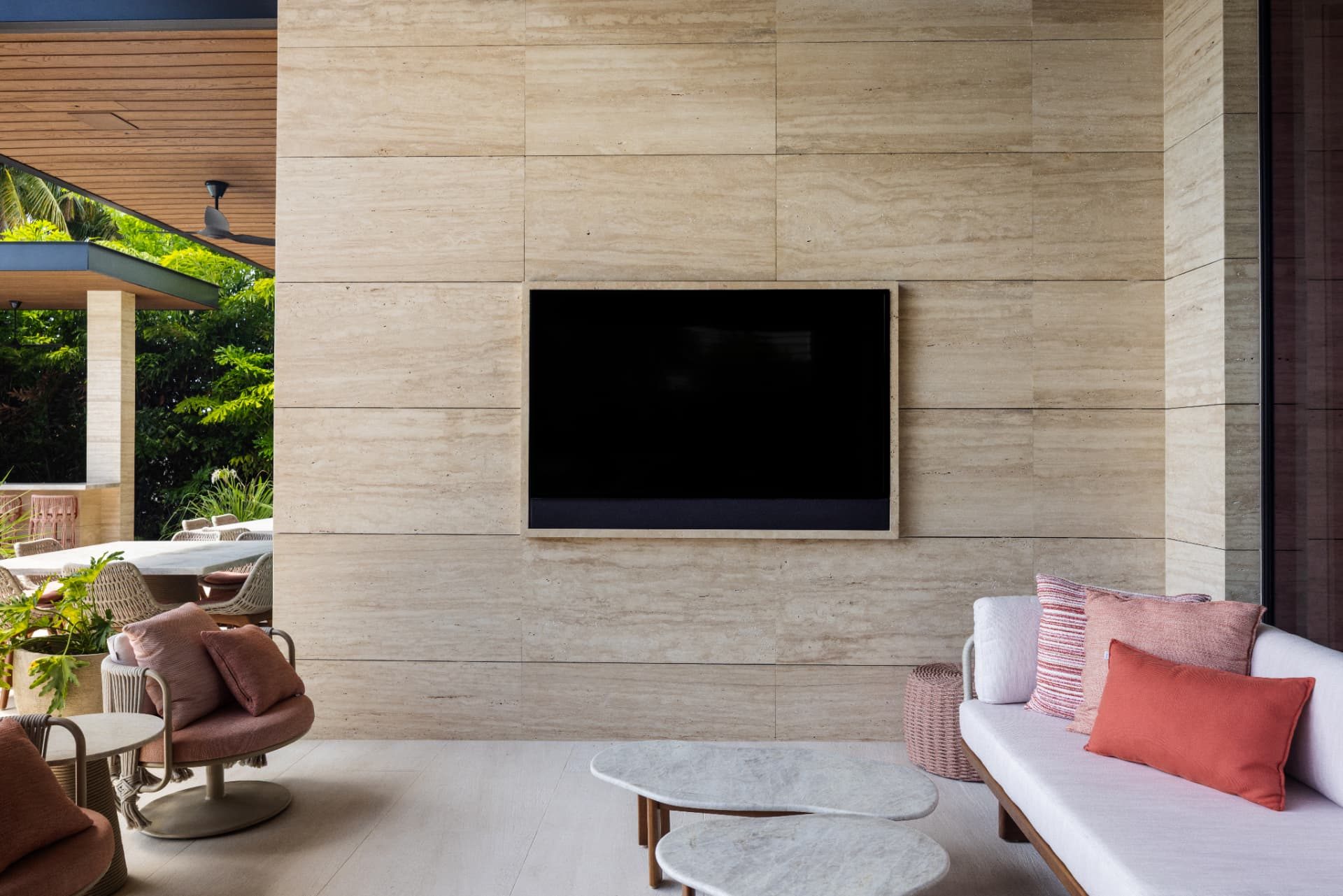 Luxury Waterfront Residence — view 25