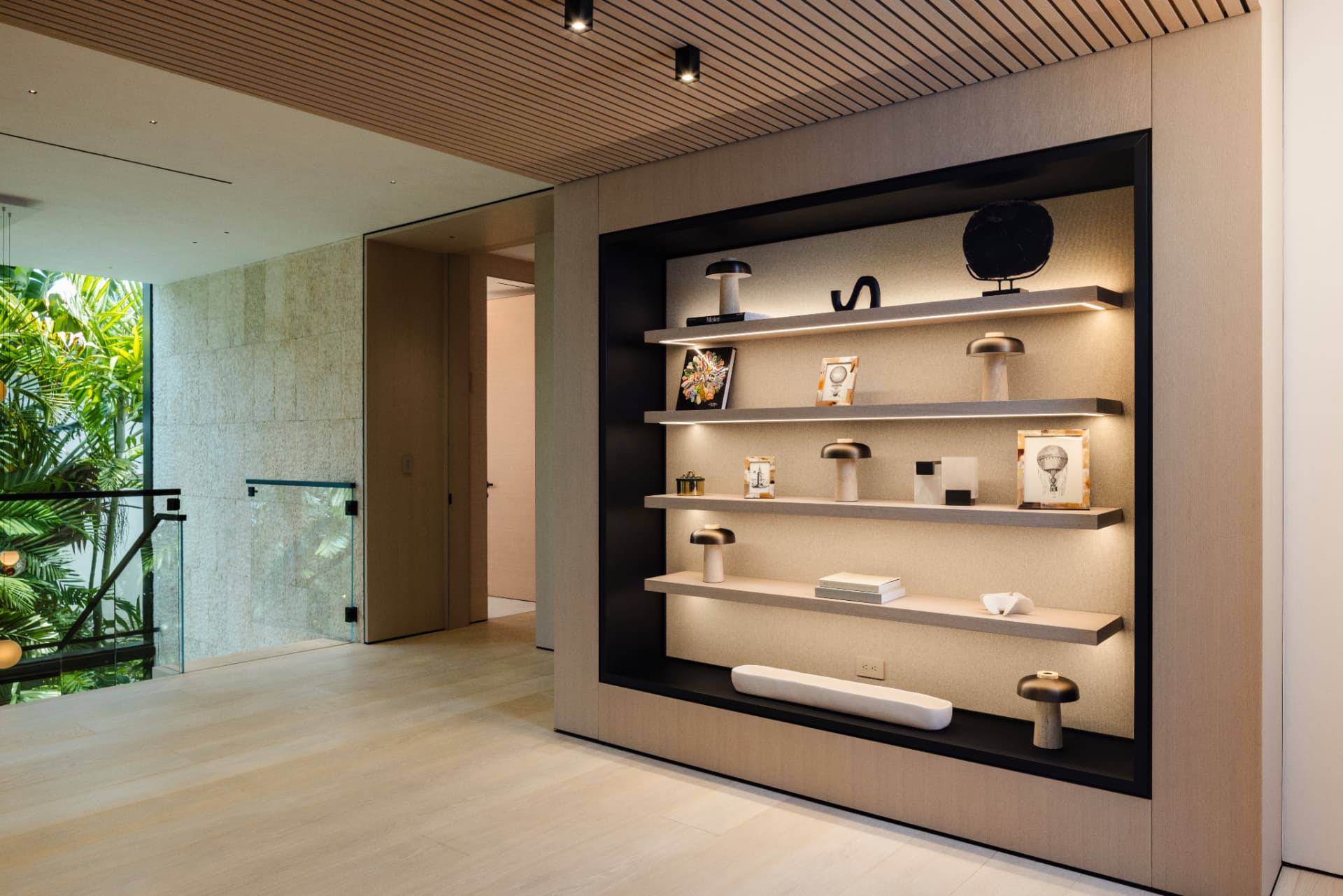 Luxury Waterfront Residence — view 13