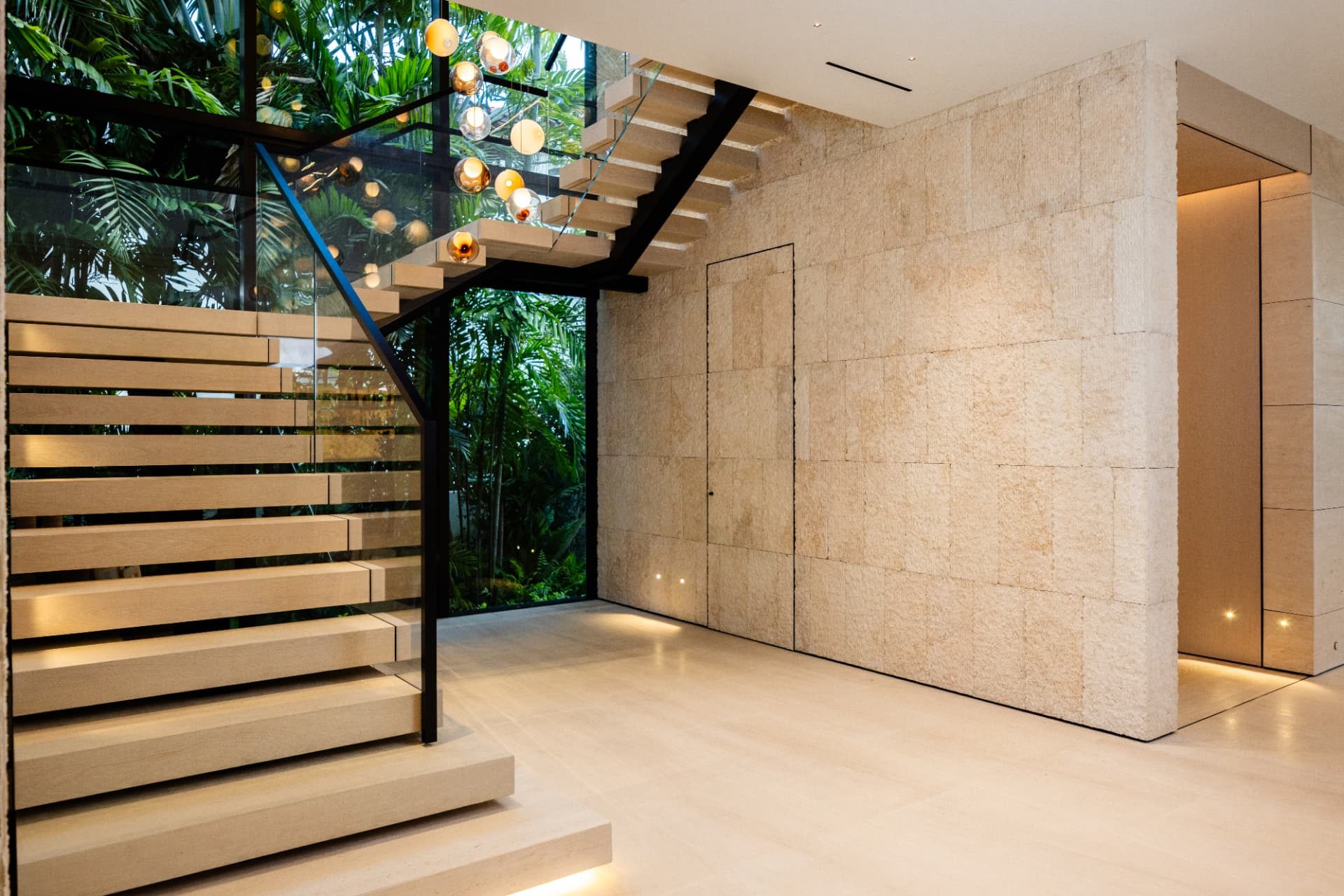 Luxury Waterfront Residence — view 20