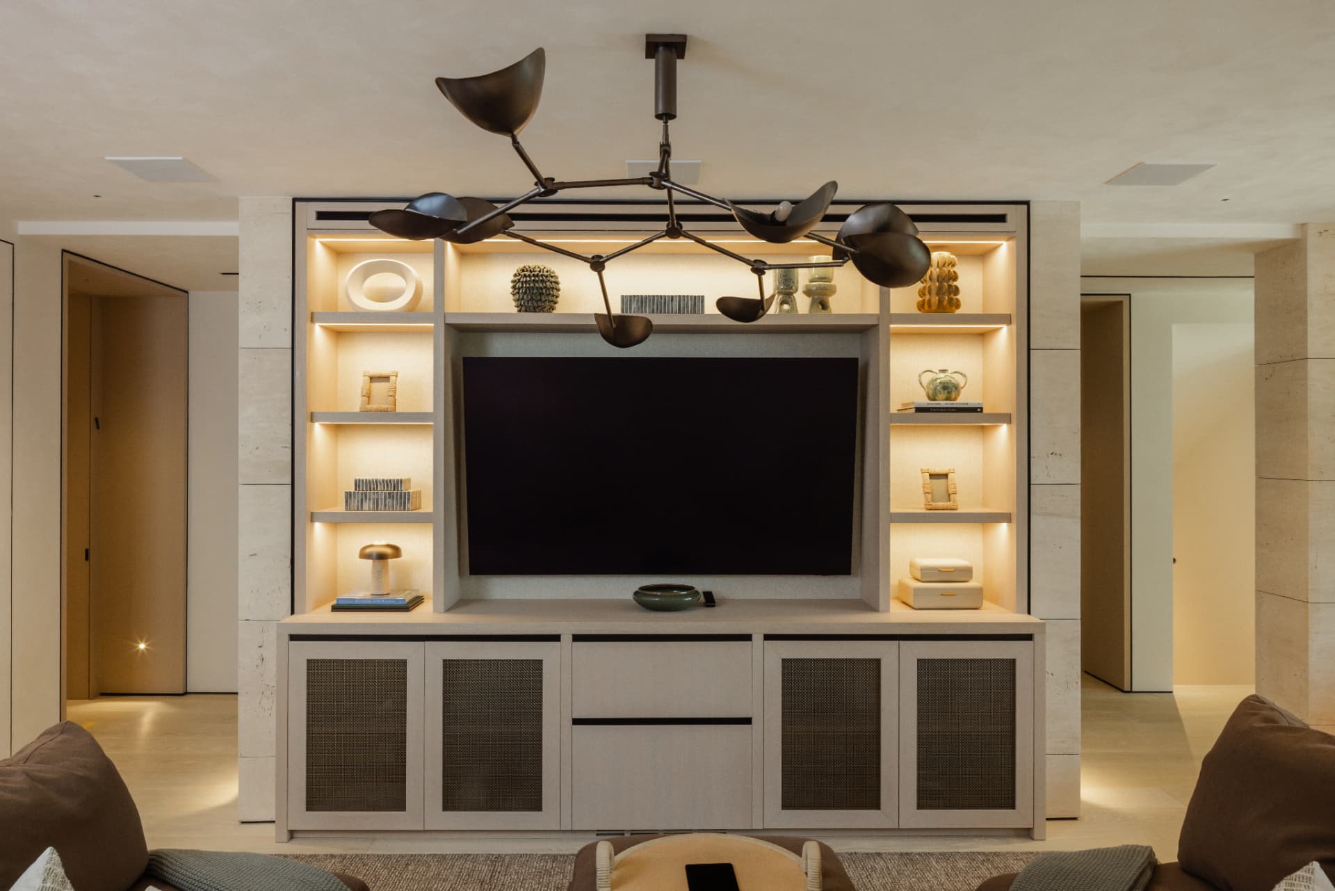 Luxury Waterfront Residence — view 11
